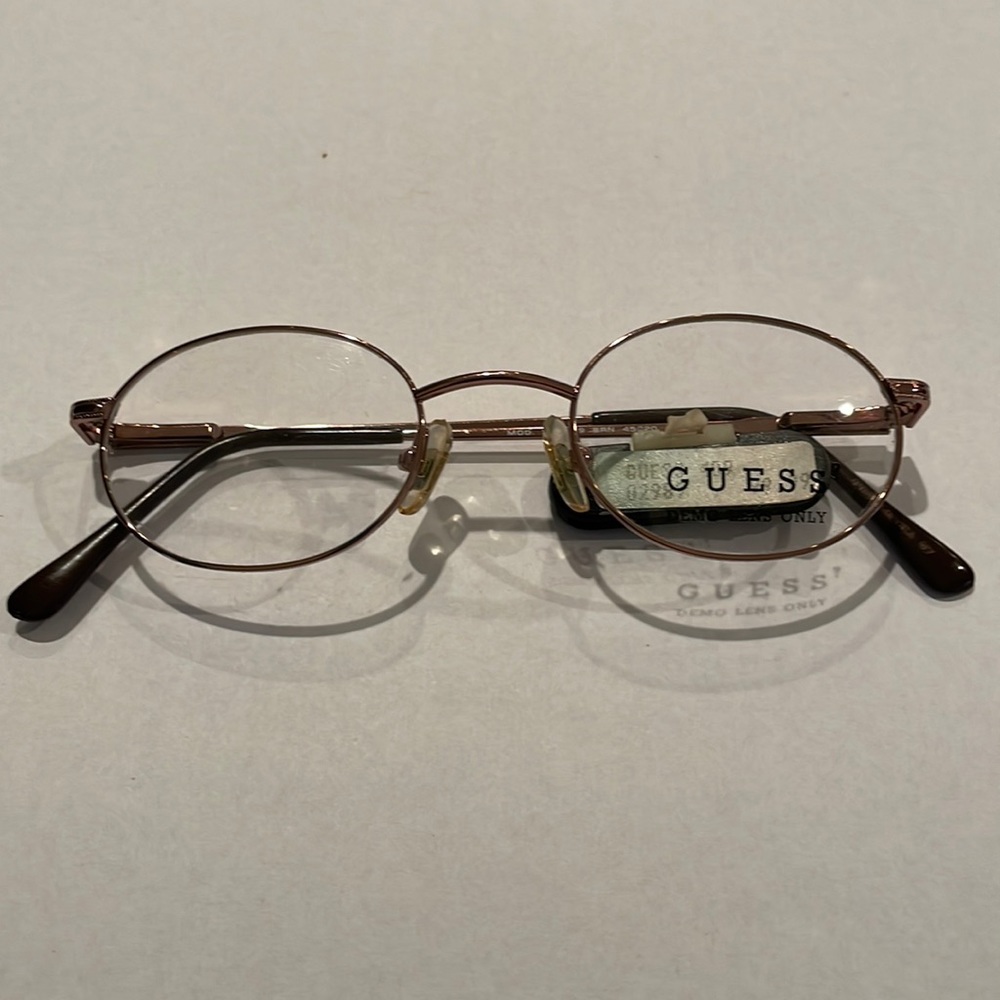 Guess optical frames